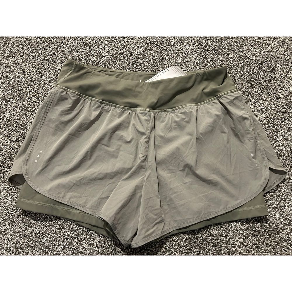 NWT new SOOTHFEEL shorts size XXL‎ green  running. A9